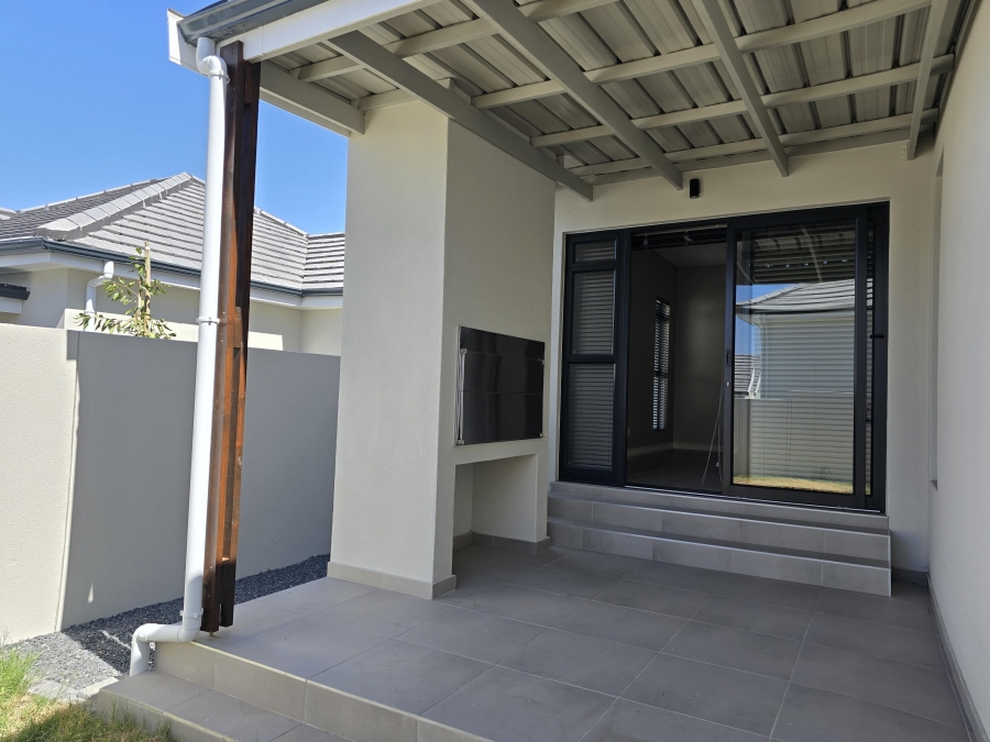 To Let 3 Bedroom Property for Rent in Groot Phesantekraal Estate Western Cape